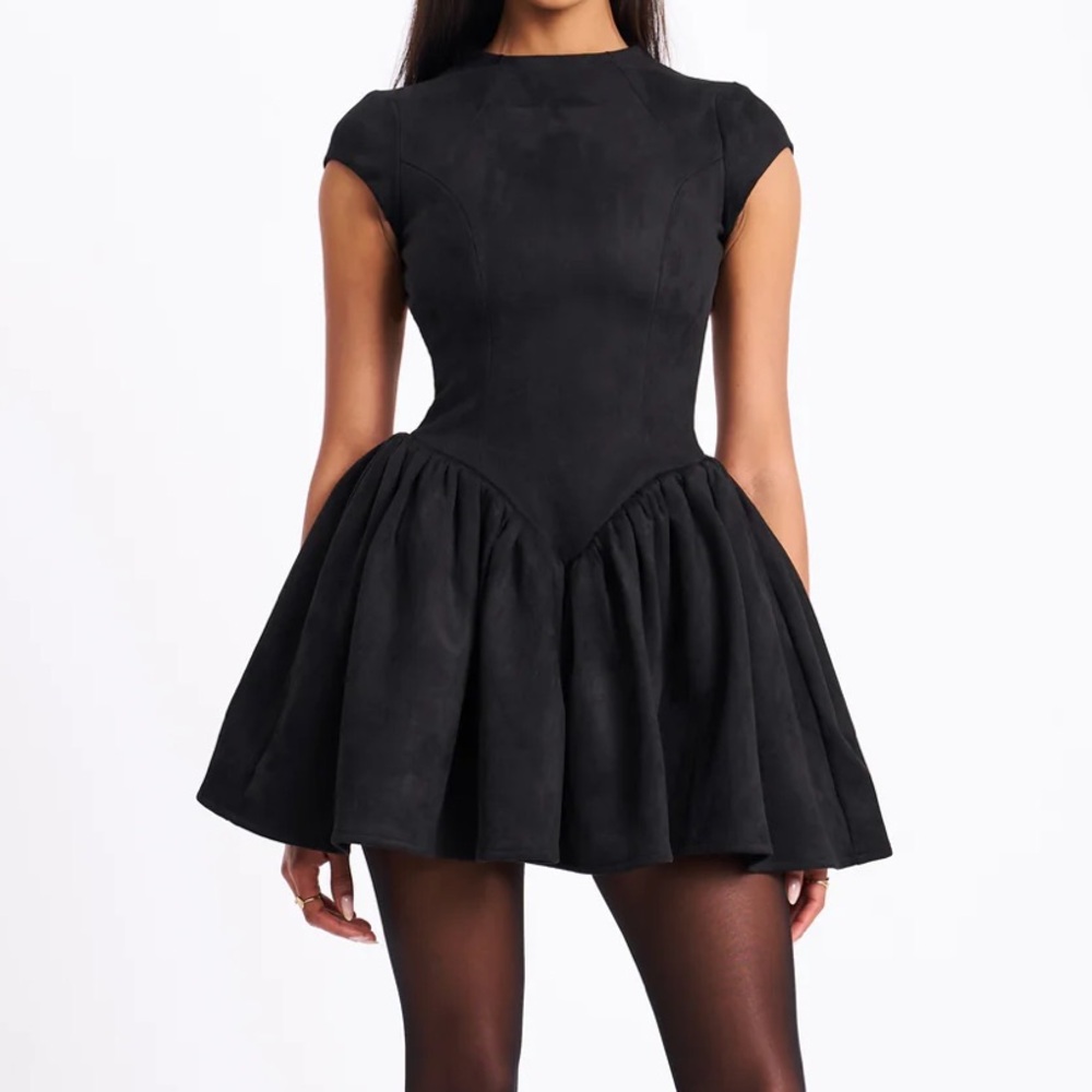 Miss Circle | Jacqueline Backless Black Mini Puffy Suede Dress | Small US 4-6